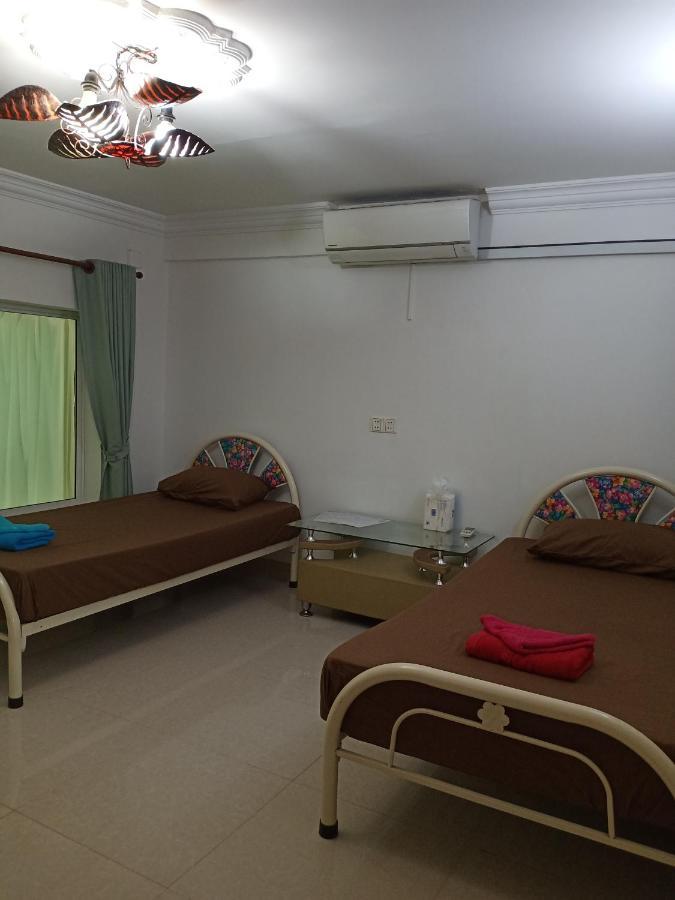 Le Barang Steakhouse & Guesthouse Sihanoukville Ngoại thất bức ảnh