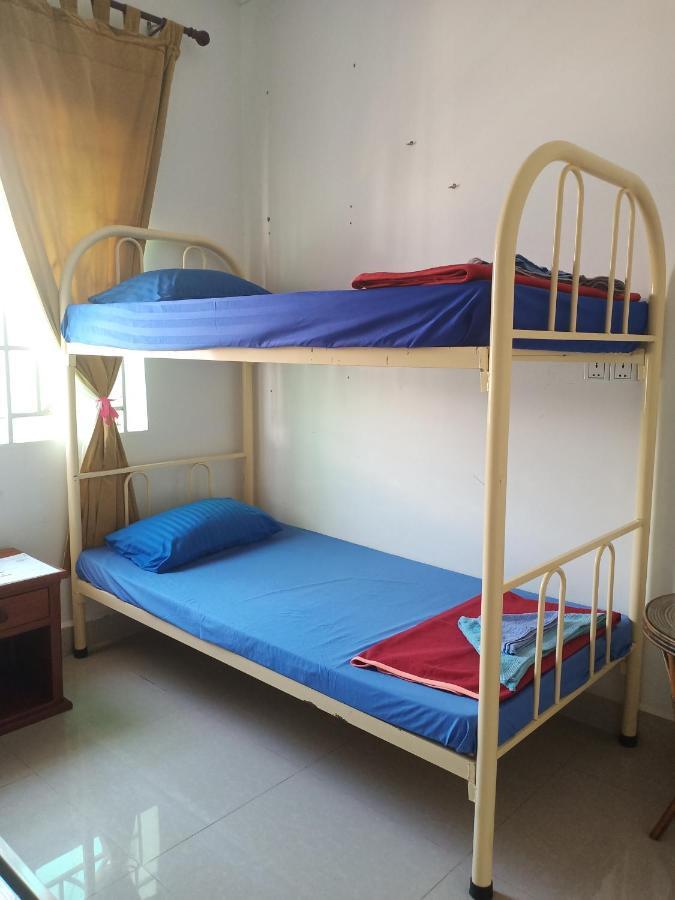 Le Barang Steakhouse & Guesthouse Sihanoukville Ngoại thất bức ảnh