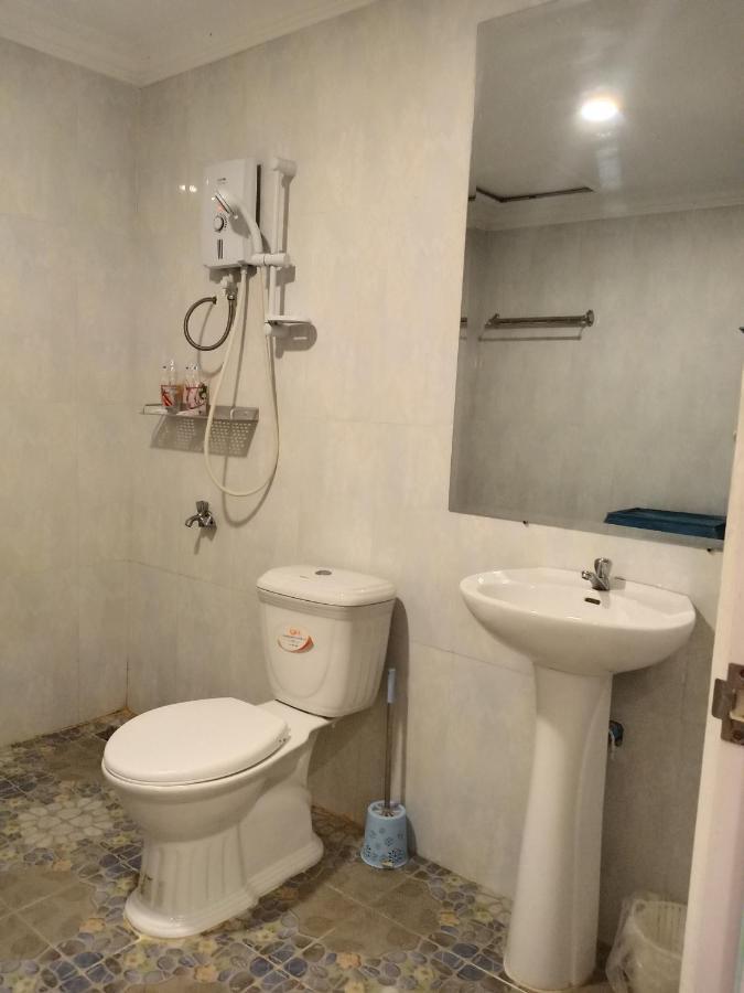 Le Barang Steakhouse & Guesthouse Sihanoukville Ngoại thất bức ảnh