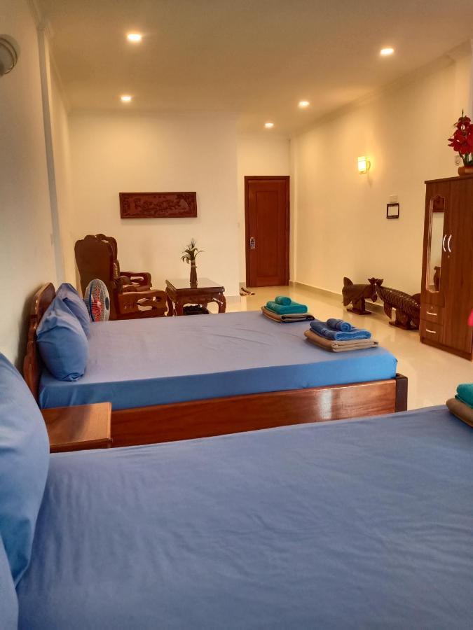 Le Barang Steakhouse & Guesthouse Sihanoukville Ngoại thất bức ảnh