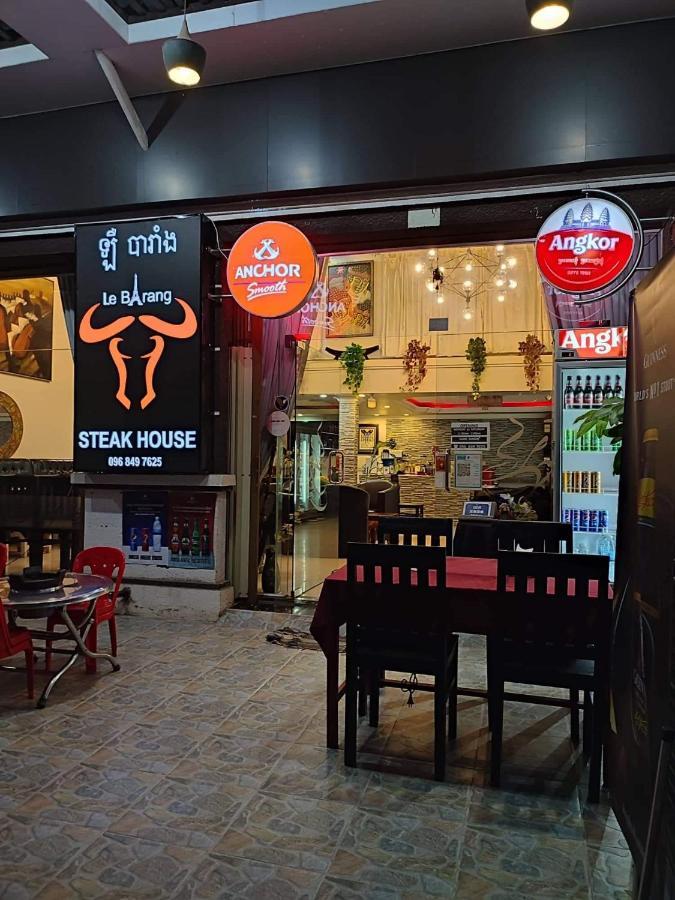 Le Barang Steakhouse & Guesthouse Sihanoukville Ngoại thất bức ảnh