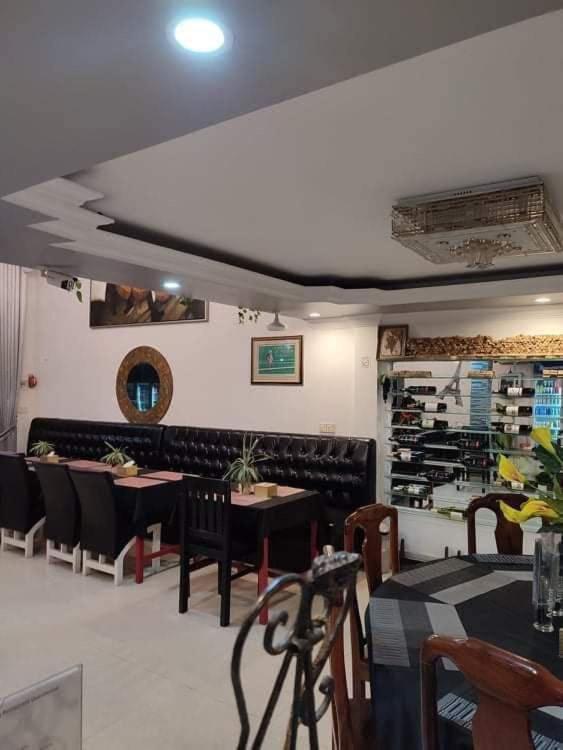 Le Barang Steakhouse & Guesthouse Sihanoukville Ngoại thất bức ảnh