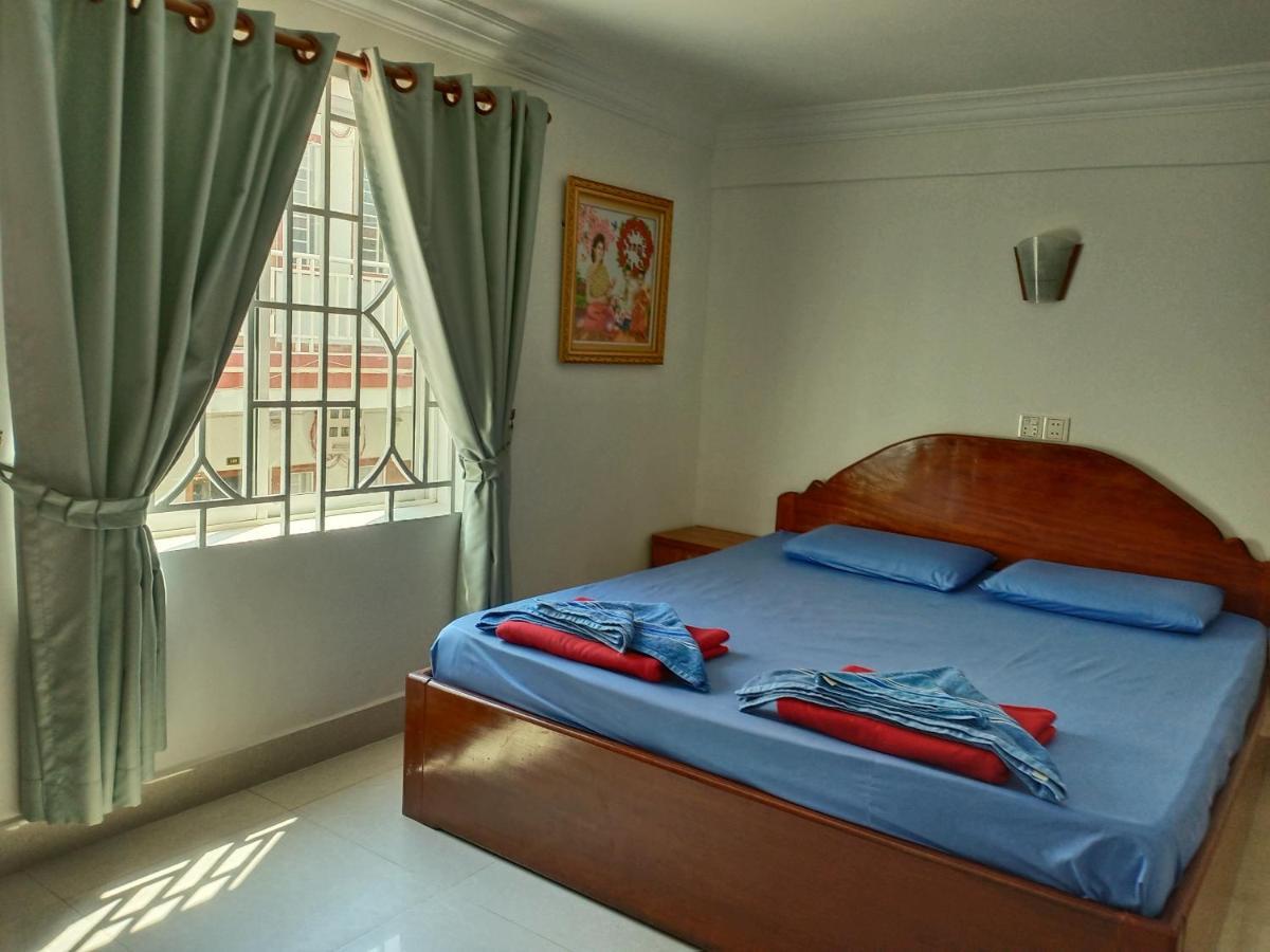Le Barang Steakhouse & Guesthouse Sihanoukville Ngoại thất bức ảnh